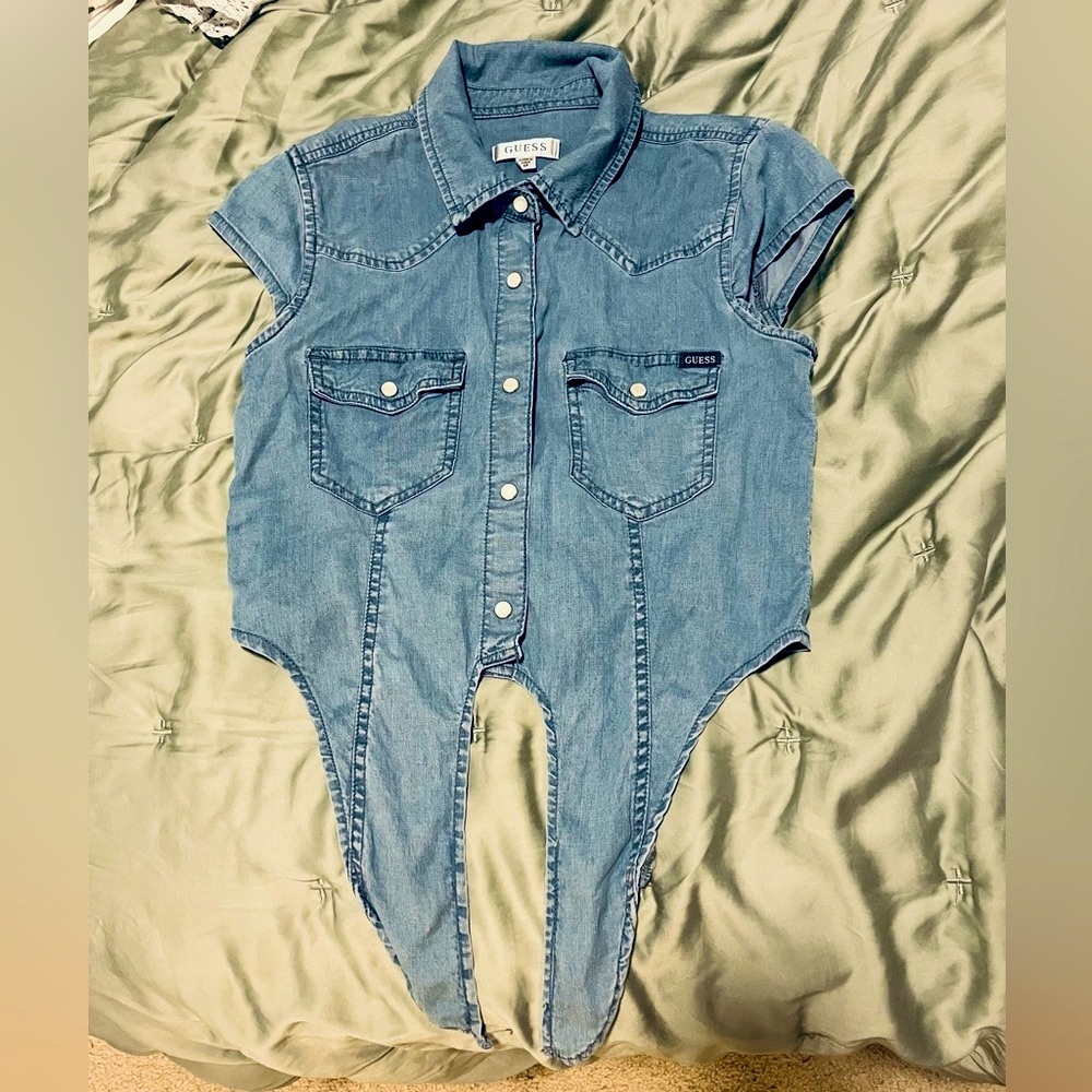 Guess Western Denim Pearl Snap Button Down Front Tie Crop Shirt - Picture 4 of 4